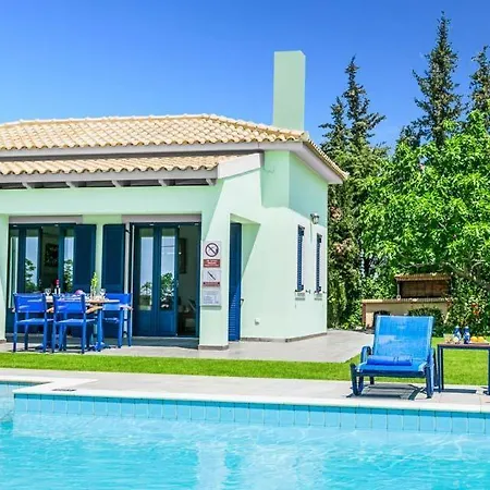 Villa Sleeps 4 Pool Air Con Wifi Kaligata